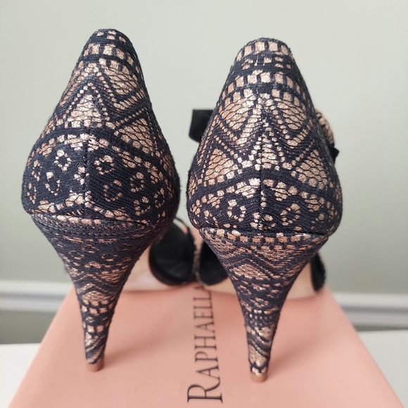 Anthropologie Raphaella Booz Black and Gold Lace Heels 9M - Picture 5 of 9